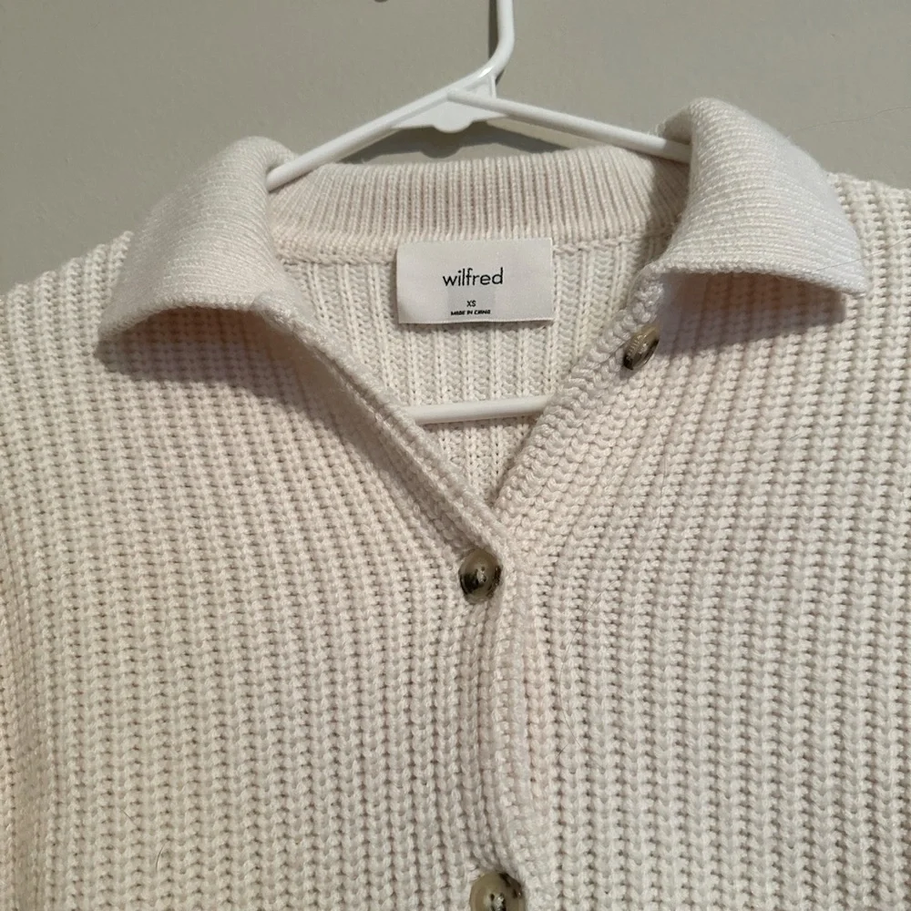 Aritzia Wilfred Button Up Cardigan Sweater